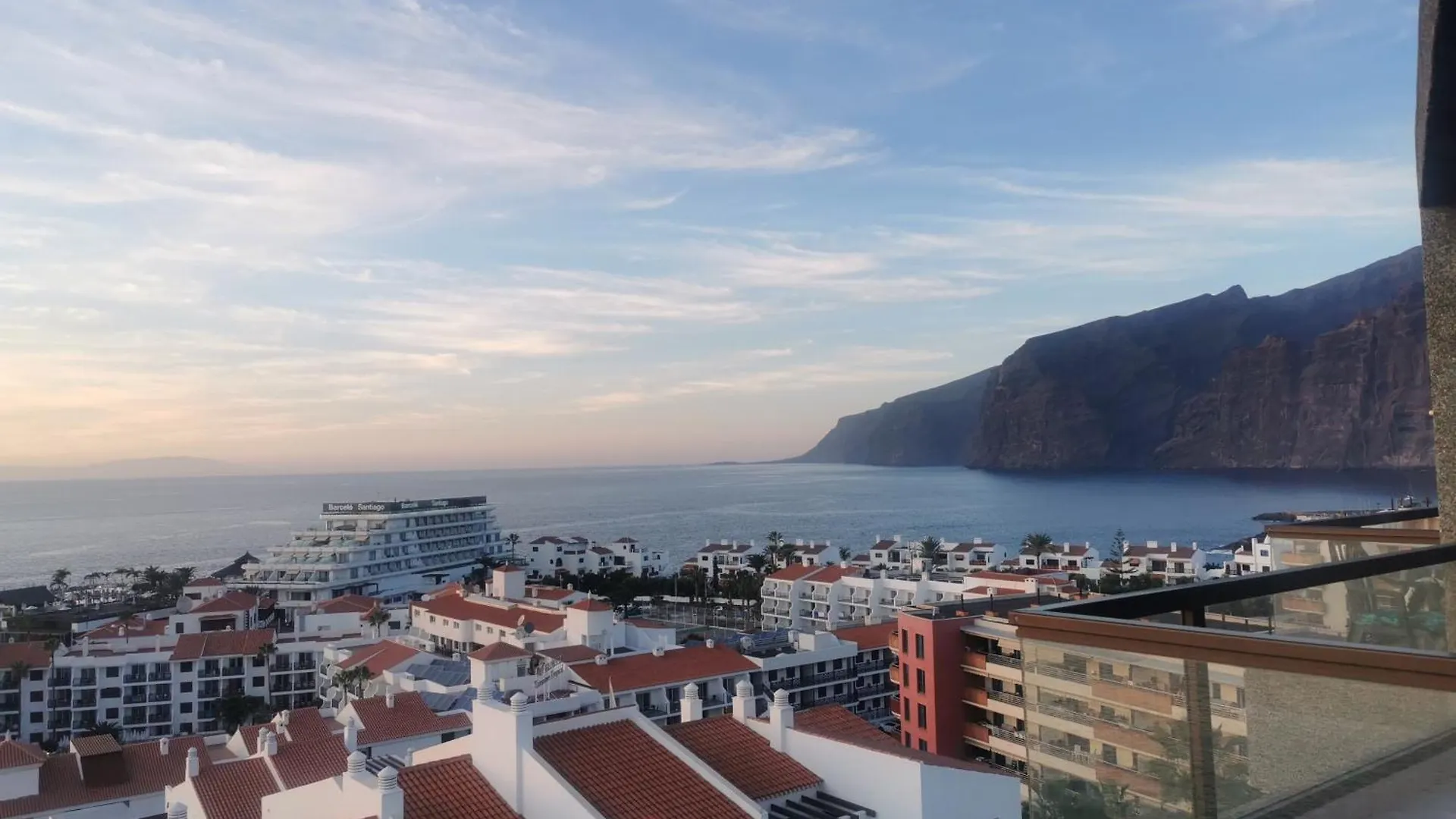 Apartamento Con Vistas Al Mar Y Acantilados De Los Gigantes En Puerto De Santiago 圣地亚哥港 公寓